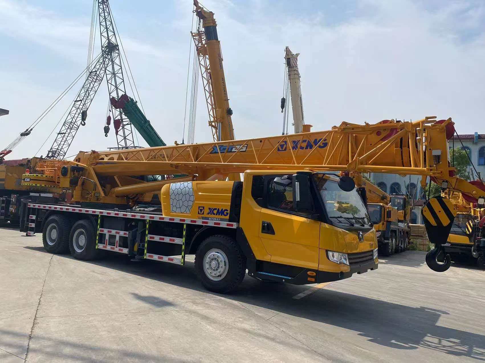 Reliable Used Truck Cranes Supplier for Heavy Lifting Projects