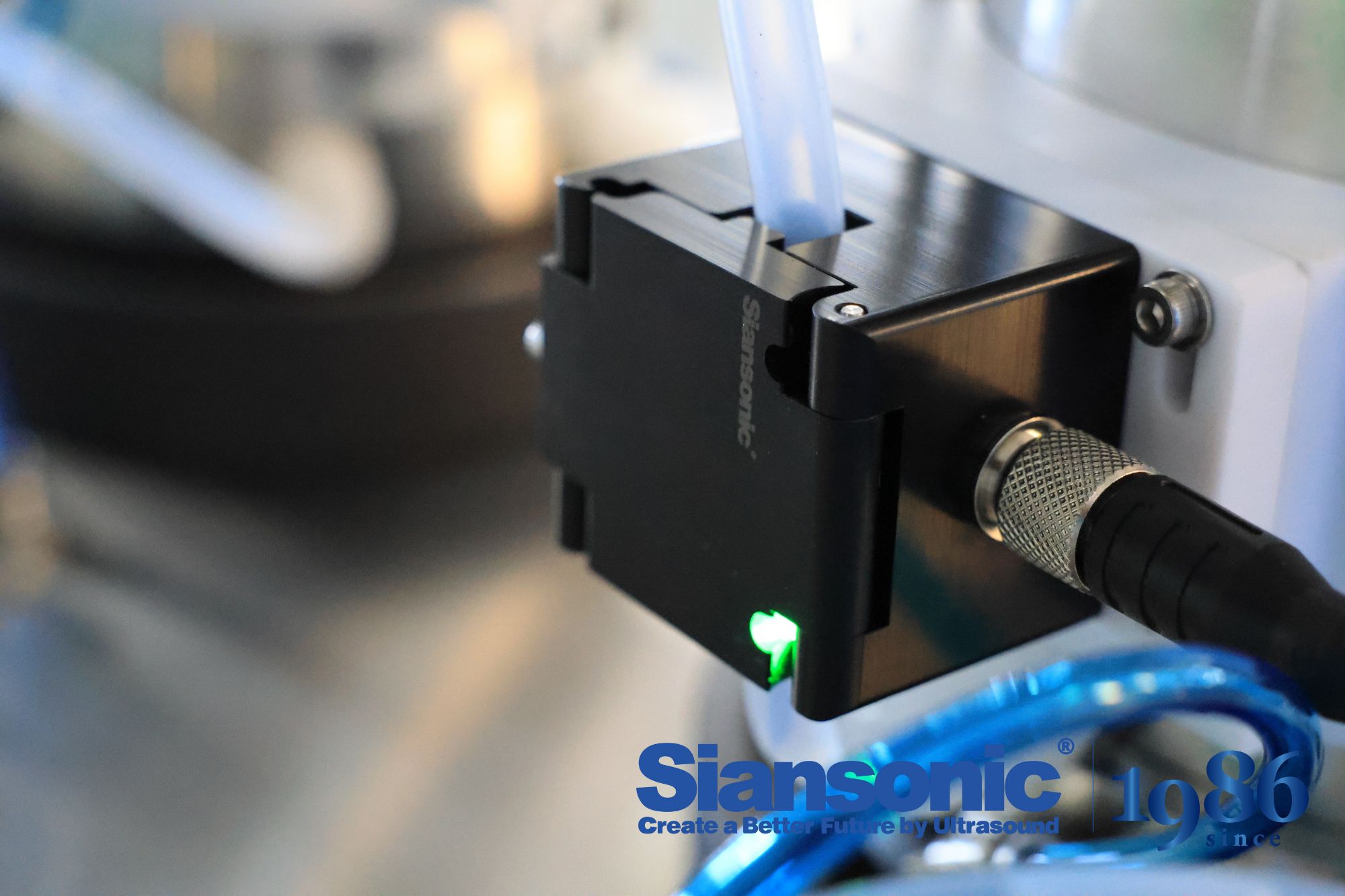 Custom Ultrasonic Bubble Sensors: Precision Air Bubble Detection for Critical Fluid Lines